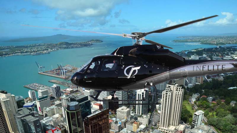 Take to the skies and experience an exhilarating flight over the City of Sails! Enjoy a bird’s eye view of New Zealand’s largest city and admire its spectacular city sights.